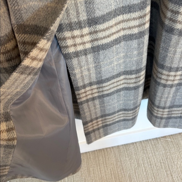 Lauren Ralph Lauren Wool Blend Double Breasted Plaid Coat - Picture 7 of 9